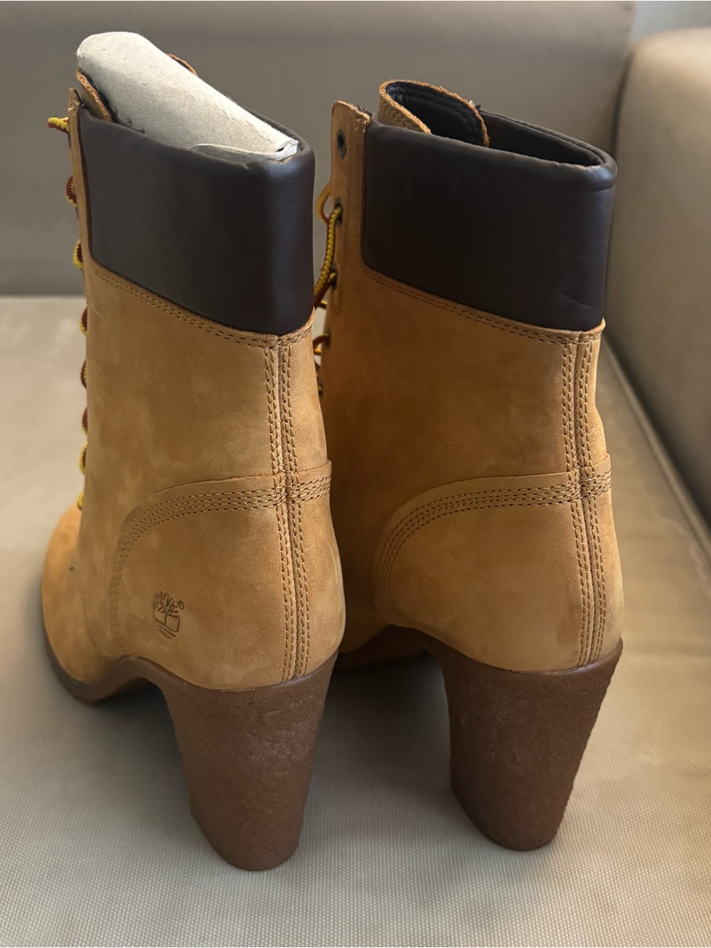 NWT Timberland Women's Tan Lace-Up Leather Heeled Ankle Boots - Picture 4 of 6